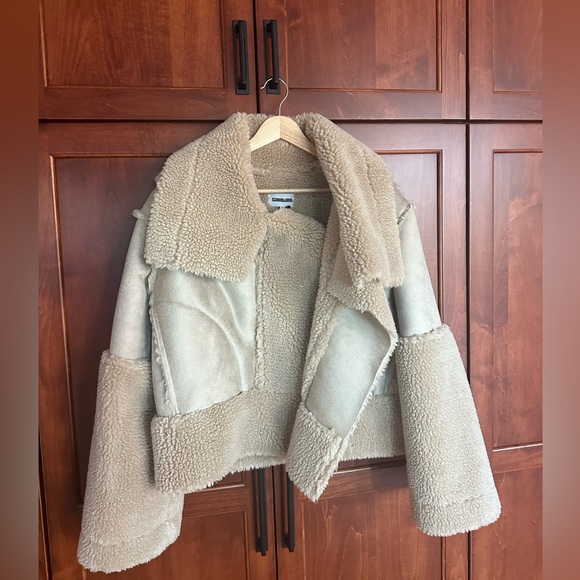 Shearling jacket by SaintArt NWT - Picture 3 of 12